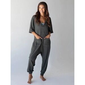 Natural Life Women's Charlie Oversized V-Neck Charcoal Jumpsuit Size Small
